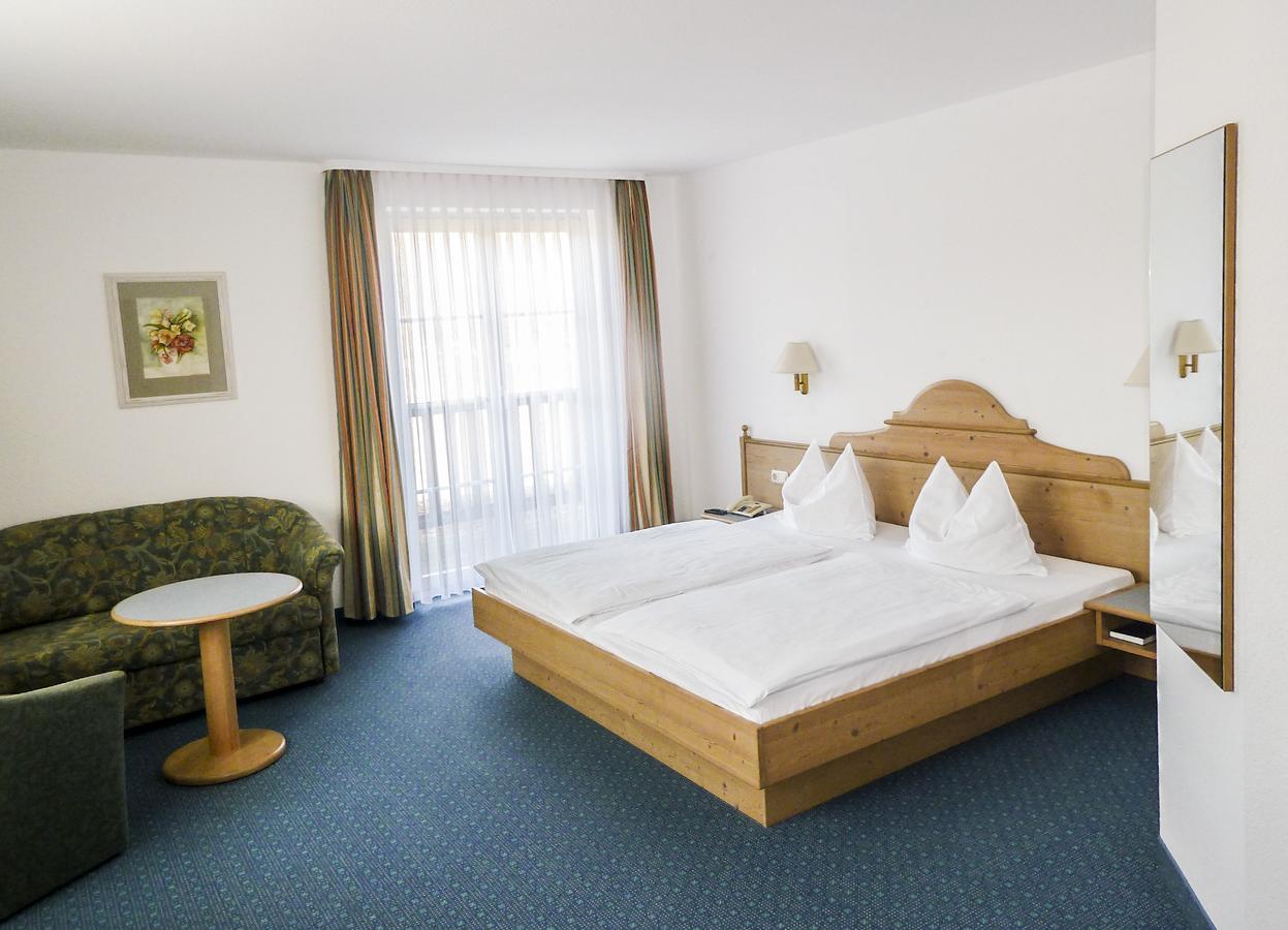 Hotel Zur Werra Smalcalda Esterno foto