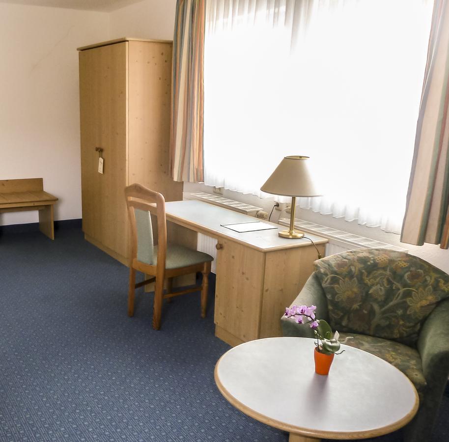 Hotel Zur Werra Smalcalda Esterno foto