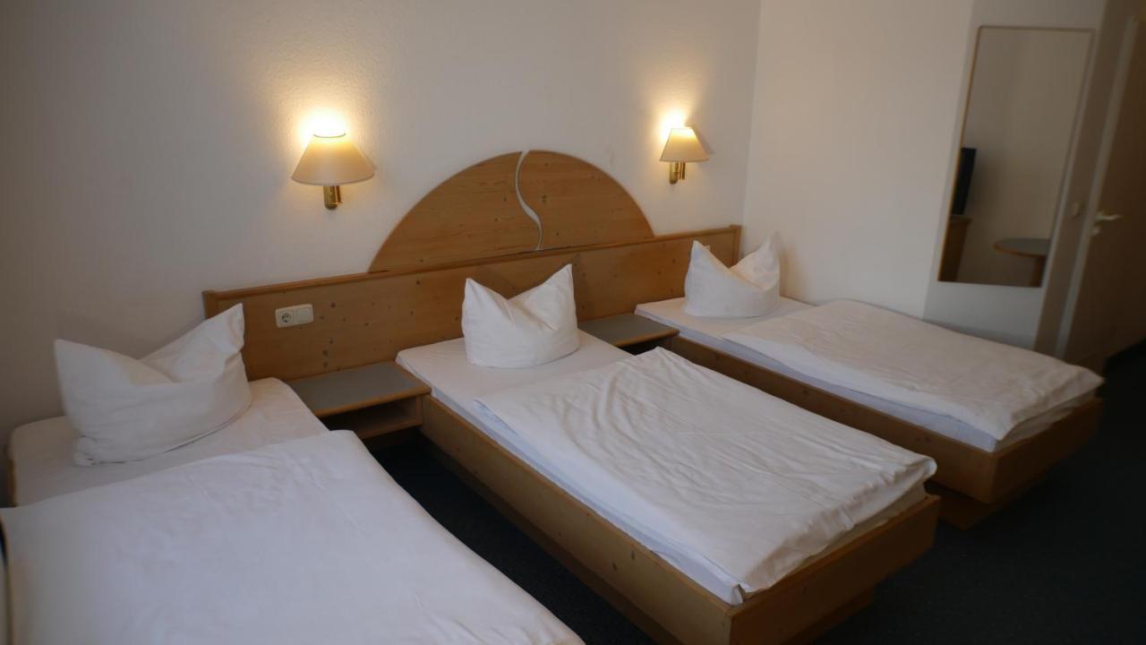 Hotel Zur Werra Smalcalda Esterno foto