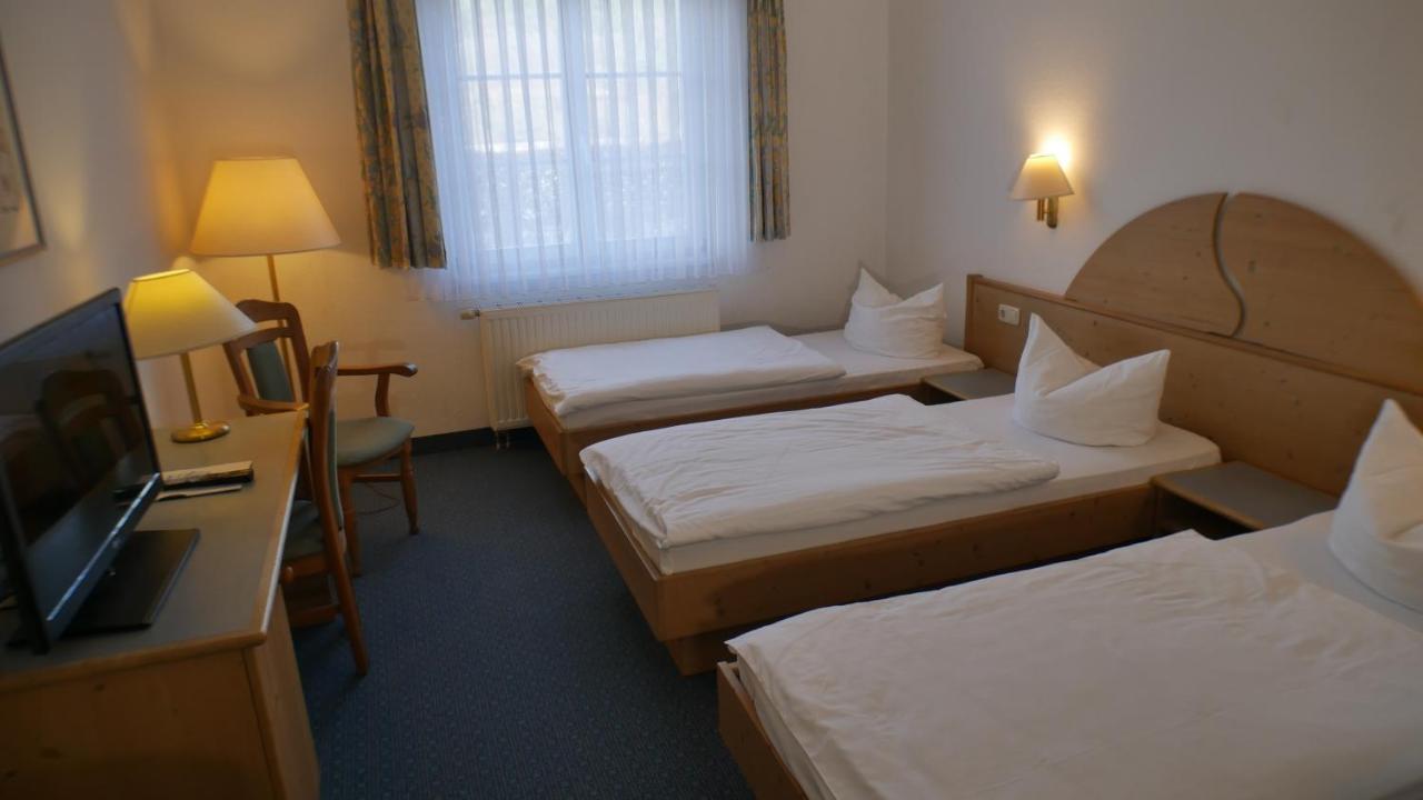 Hotel Zur Werra Smalcalda Esterno foto